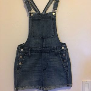 Short denim overalls